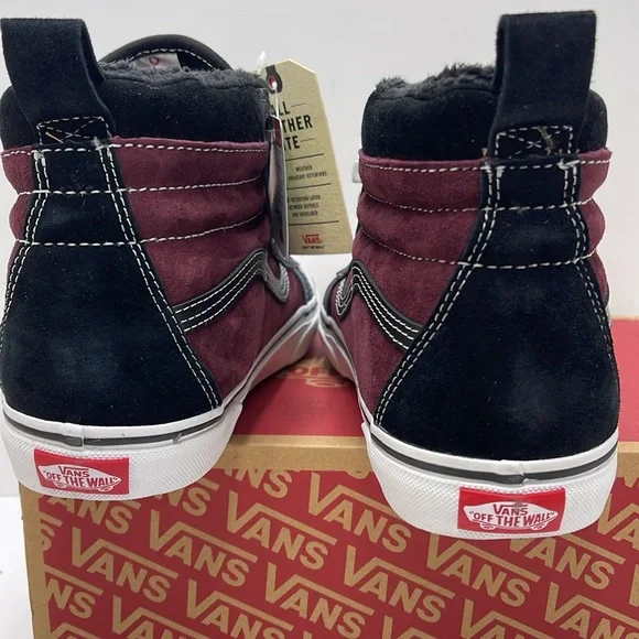 Vans Men’s Sk8-Hi Mte
(Mte) Port Royale/Black
VN0A4BV7XKZ
Boots Sneakers - Picture 14 of 16